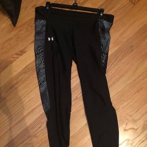 Under armour leggings black large